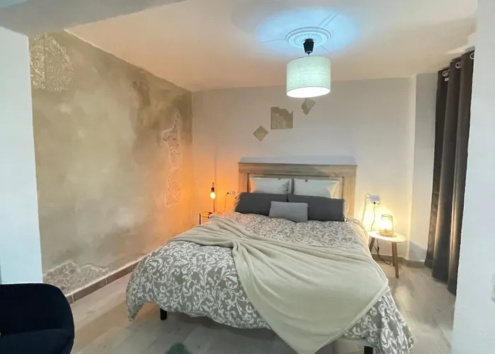 Δωμάτια σε οικογενειακή κατοικία Casa Rustica *